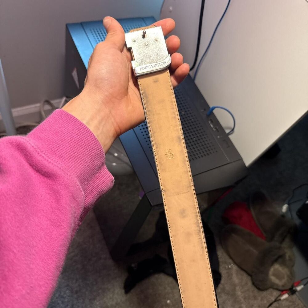 Louis-vuitton Men's Black Belt - Picture 3 of 6